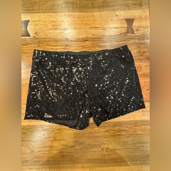 EUC SPIRIT Adult Black Sequin Shorts - Picture 1 of 7